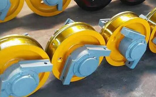 桥式起重机车轮跑偏的缘故 桥式起重机车轮跑偏的缘故