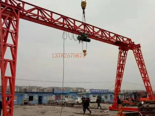 龙门吊个人防护装备能有效?；げ僮魅嗽钡?*，你了解如何正确佩戴吗？